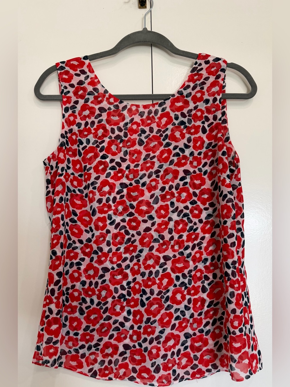 CAbi Red Floral Print Sleeveless Blouse